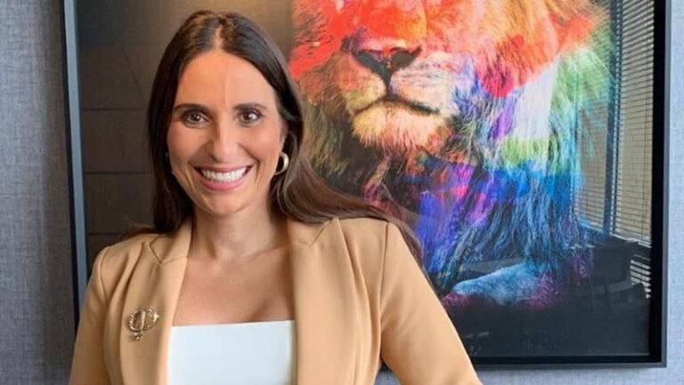 Janeiro Branco e a Menopausa: Reflexões sobre Saúde Mental com a Dra. Flávia Mambrini