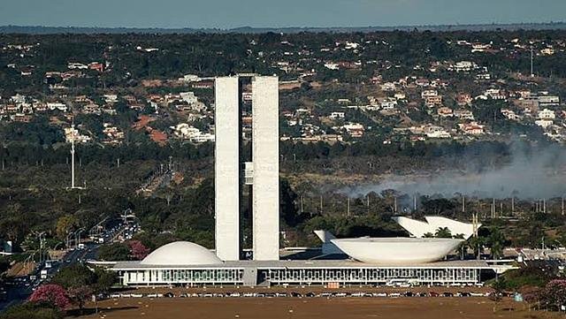 Licitações em alta: oportunidades movimentam o mercado e impulsionam profissionais especializados
