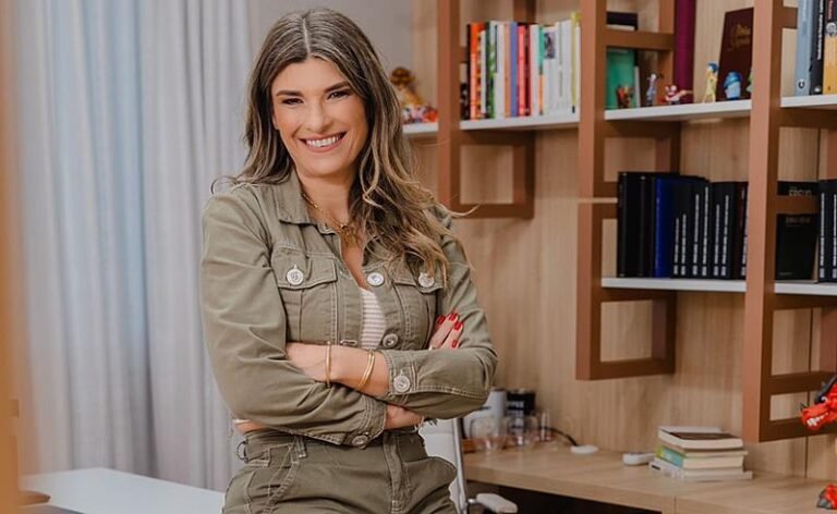 Psicóloga Renata Camargo lança comunidade online voltada para mães de adolescentes nesta quinta-feira, 8 de maio