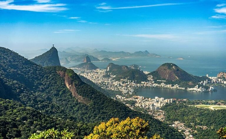 Rio Memórias lança 20ª galeria, “Rio sobre rochas”, em evento gratuito na PUC Rio