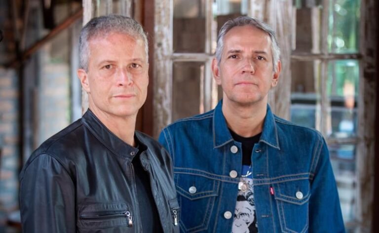 SILVER aposta na força da emoção na balada “Love is Rage”