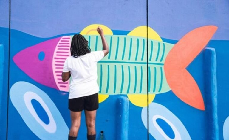 Com 700 m² de arte e ações educativas gratuitas, Fábrica de Graffiti chega a Castro (PR) em sua 18ª edição