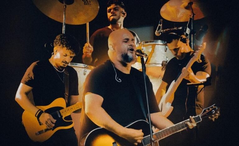 Ao Rei lança o single “Te Desejamos” visando adoração autoral e congregacional no Brasil