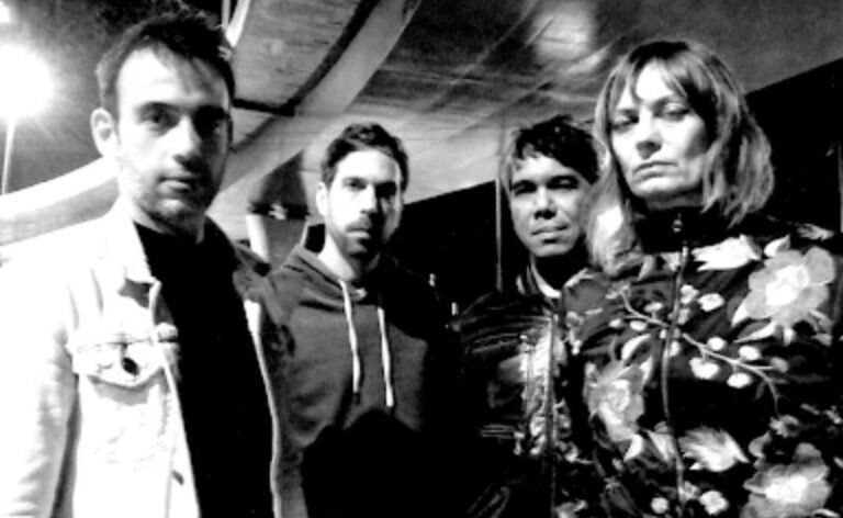 Firefriend, banda brasileira cultuada no underground internacional, lança 2 novos álbuns: ”Fuzz” e “Blue Radiation”