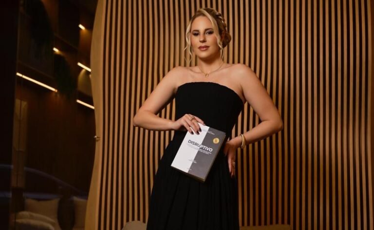 Disruptivo estreia em Balneário Camboriú como bestseller e primeiro livro tokenizado do Brasil