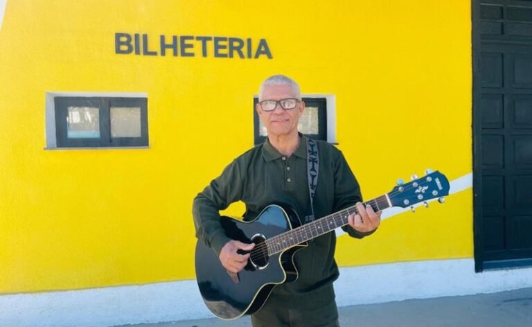 Roberto Dom celebra nova fase com show no Teatro Arthur Azevedo e parceria com a gravadora Bless