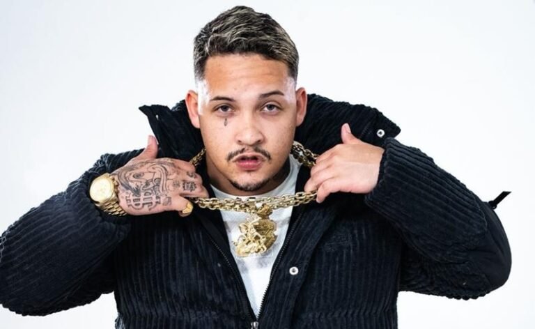 MC Staff celebra marca histórica de 12 bilhões de views e 80 mil inscritos no YouTube