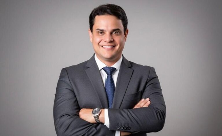 Dr. Dalvo Neto é nome de destaque no 61º Congresso Brasileiro de Cirurgia Plástica e traz ao palco um debate que o país não pode ignorar