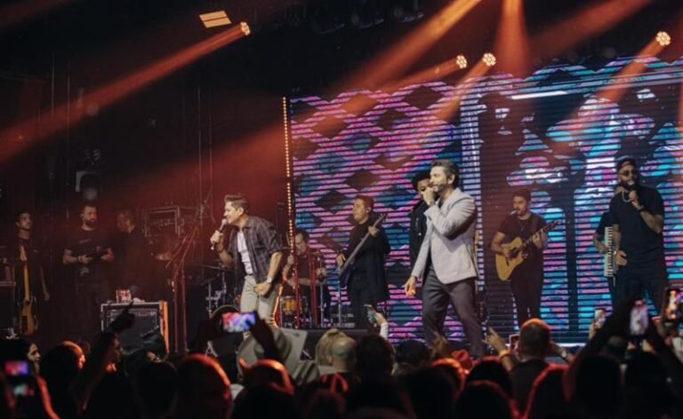 Zé Henrique & Gabriel esgotam ingressos no Villa Country e abrem oficialmente a turnê 2026