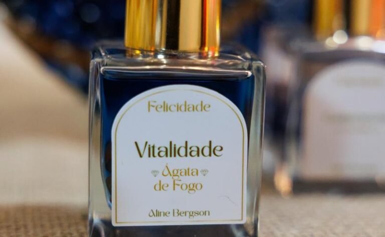 Cristais, design e autocuidado: Aline Bergson apresenta obra e nova coleção em São Paulo