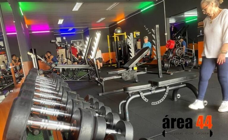 Área 44 academia: O espaço onde a saúde e o acolhimento transformam vidas em Maringá