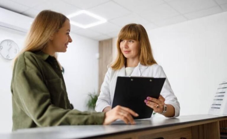 Empreender na saúde vai além da técnica: por que muitas profissionais competentes ainda não conseguem prosperar