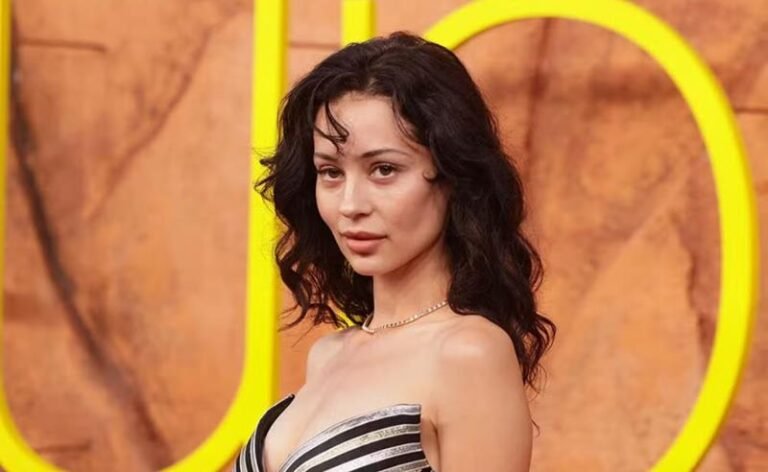 Alexa Demie é alvo de críticas após première de “Euphoria” e reacende debate sobre envelhecimento e estética