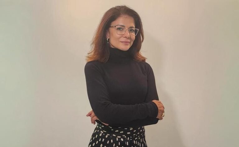 Analice Nicolau discute o impacto da autoridade digital em Blumenau