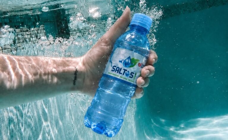 Agua mineral saltos: Clair da Silveira Savino analisa mercado dos Estados Unidos para expandir marca no Paraguai