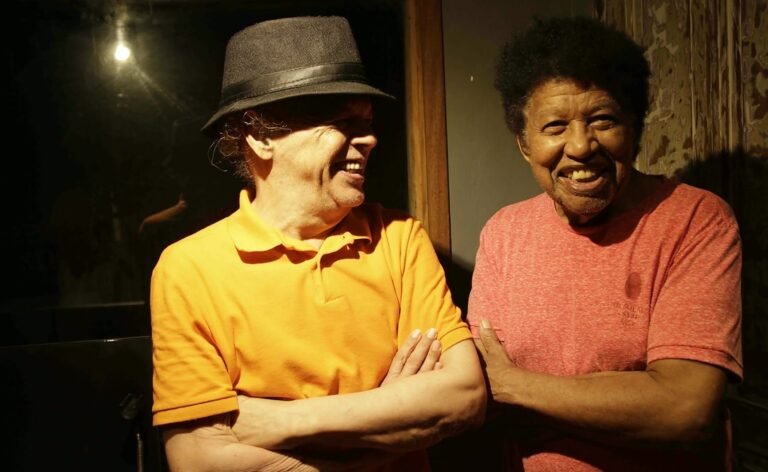 Gigantes da MPB, Robertinho Silva e Nivaldo Ornelas fazem show de lançamento do álbum “Aos Povos da Floresta” na Lapa