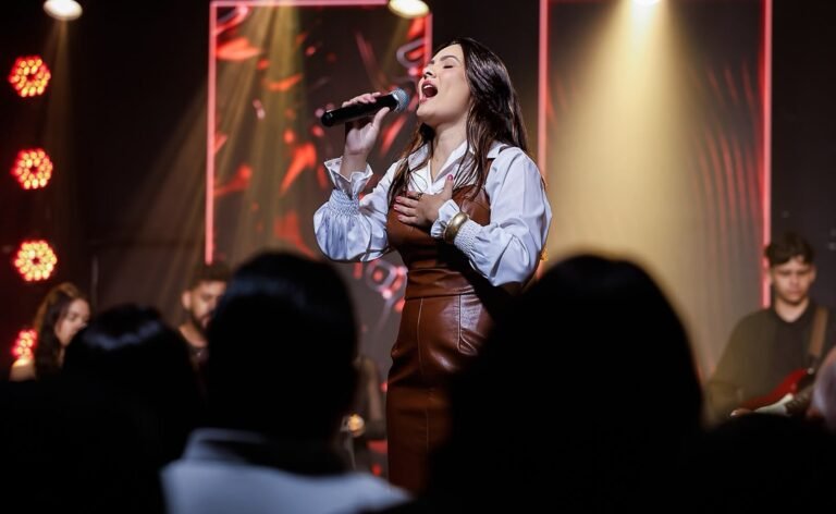 Ingrid Santiago lança “Cuida Deus” pela Todah Experience e defende a família como projeto de Deus