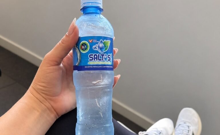 Agua mineral saltos aposta na identidade visual e personalização para expandir mercado no Paraguai
